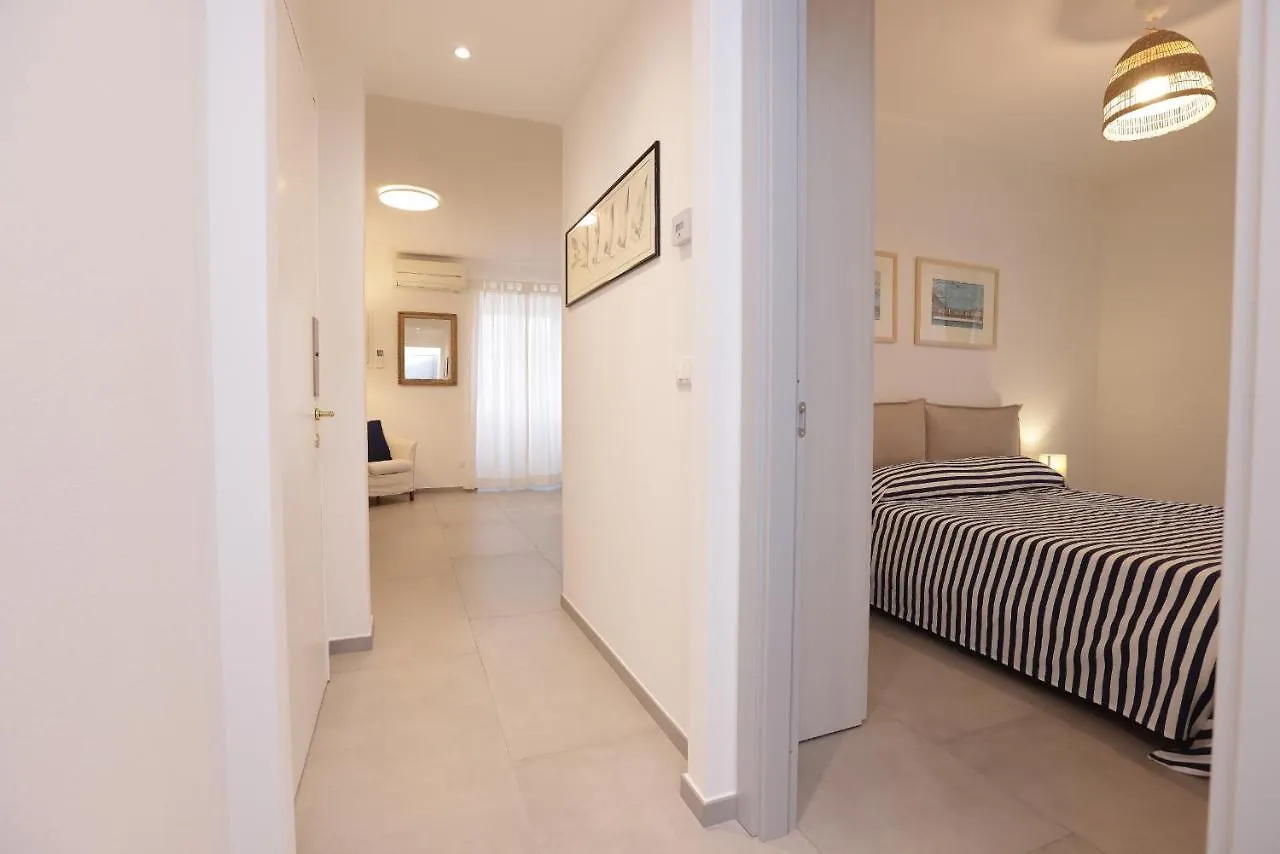 Adamaina - Sea View Apartment With Private Garage Sestri Levante