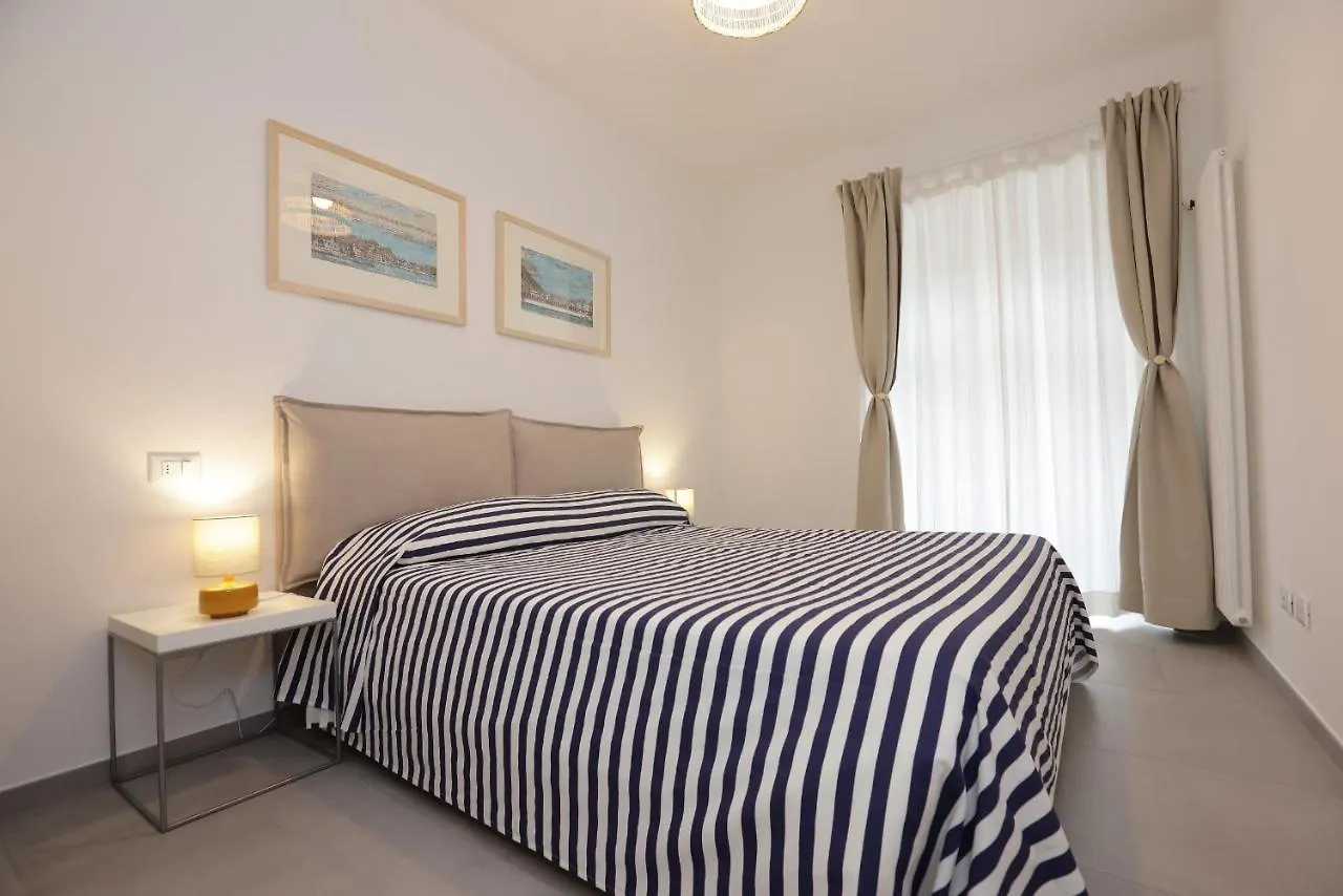 Adamaina - Sea View Apartment With Private Garage Sestri Levante