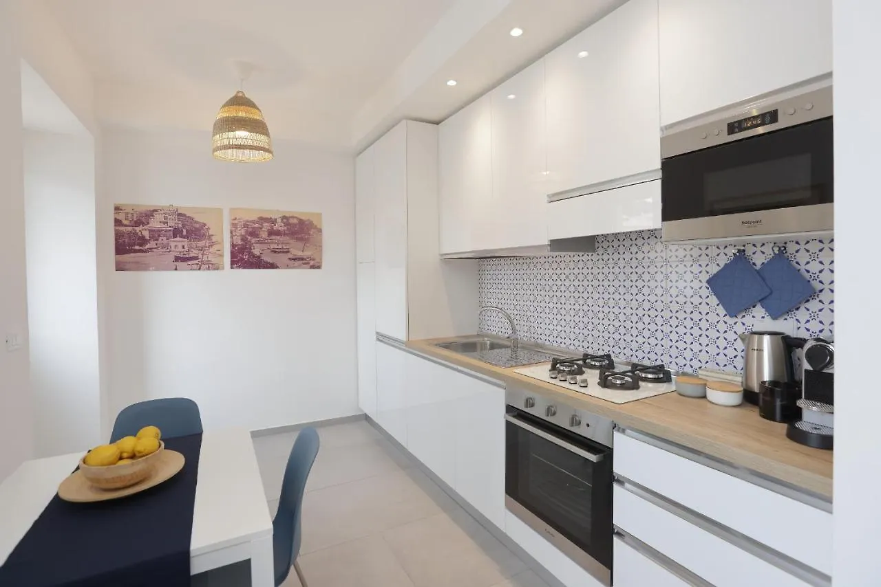 Adamaina - Sea View Apartment With Private Garage Sestri Levante
