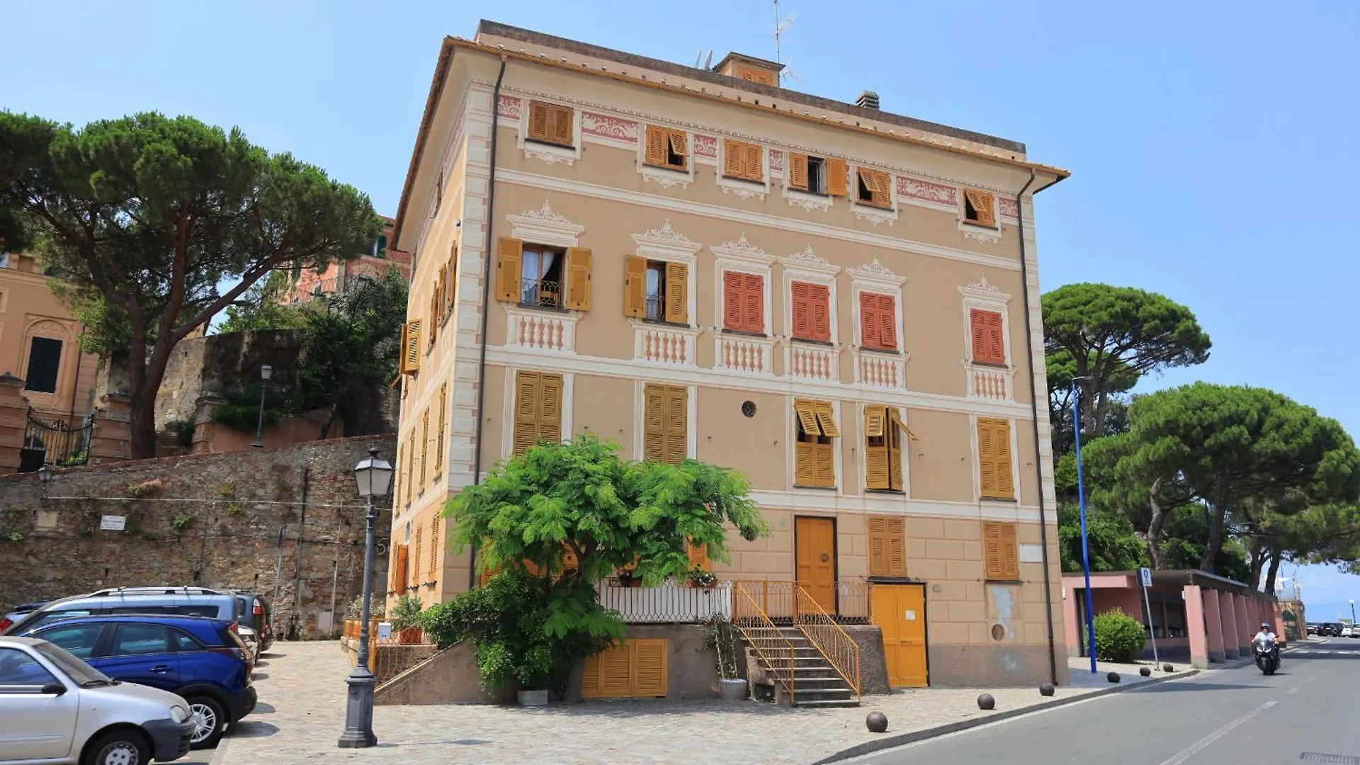 Adamaina - Sea View Apartment With Private Garage Sestri Levante